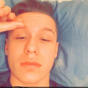 Meet your Posher, Cameron